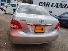 https://riyasewana.com/uploads/toyota-belta-1300-281146076386.jpg