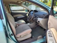 https://riyasewana.com/uploads/toyota-belta-151914256326.jpg