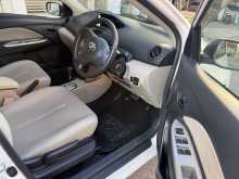 https://riyasewana.com/uploads/toyota-belta-2012-619124412253.jpg