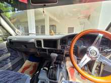 https://riyasewana.com/uploads/toyota-box-prado-1987-2513384112323.jpg