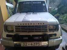 https://riyasewana.com/uploads/toyota-box-prado-1987-2621041512254.jpg
