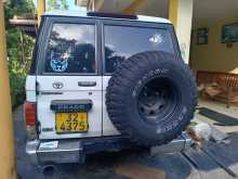 https://riyasewana.com/uploads/toyota-box-prado-1987-2621041512552.jpg