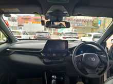 https://riyasewana.com/uploads/toyota-c-hr-1193209566.jpg