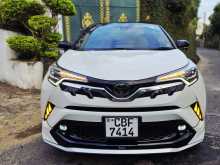 Toyota CHR NGX10 2018 SUV
