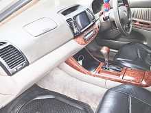 https://riyasewana.com/uploads/toyota-camrry-162029464873.jpg