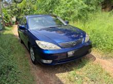 Toyota Camry 2004 Van