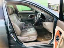 https://riyasewana.com/uploads/toyota-camry-6155109873.jpg