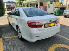 https://riyasewana.com/uploads/toyota-camry-8141822224.jpg