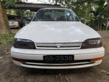 Toyota Camry CV30 1992 Car