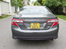 https://riyasewana.com/uploads/toyota-camry-hybrid-7738544162.jpg