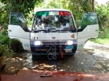 Nissan Caravan 1996 Van