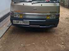 Nissan Caravan 2002 Van