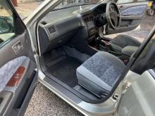 https://riyasewana.com/uploads/toyota-carina-si-212225436064.jpg