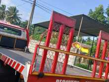 Toyota Carrier With Boom 2004 Lorry