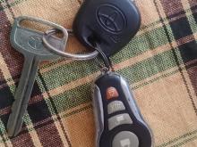 https://riyasewana.com/uploads/toyota-ce-100-1514405517895.jpg