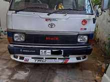 Toyota Shell 1986 Van
