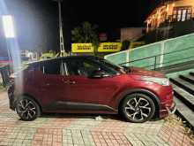 https://riyasewana.com/uploads/toyota-ch-r-1721194822073.jpg