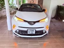 Toyota CHR Ngx 10 2018 SUV