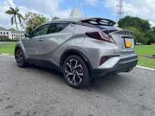 https://riyasewana.com/uploads/toyota-ch-r-49181293.jpg