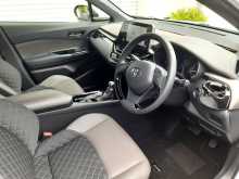 https://riyasewana.com/uploads/toyota-ch-r-9103922116.jpg