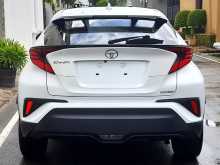 https://riyasewana.com/uploads/toyota-ch-r-9103922415.jpg