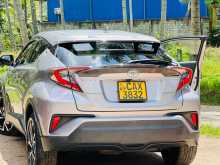 https://riyasewana.com/uploads/toyota-ch-r-ngx50-2017-1912542112653.jpg