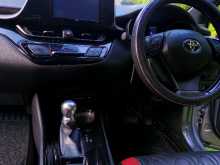 https://riyasewana.com/uploads/toyota-ch-r-ngx50-2018-1918262512574.jpg