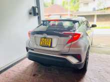 https://riyasewana.com/uploads/toyota-ch-r-ngx50-2018-1918262512602.jpg