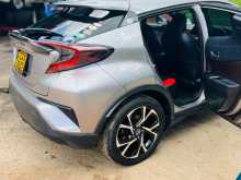 https://riyasewana.com/uploads/toyota-ch-r-ngx50-2018-3021375112854.jpg