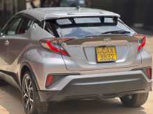 https://riyasewana.com/uploads/toyota-ch-r-ngx50-2018-812213912752.jpg