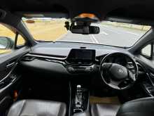 https://riyasewana.com/uploads/toyota-chr--2017-18424812313.jpg