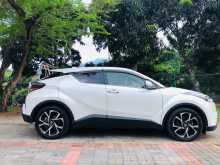https://riyasewana.com/uploads/toyota-chr--2018-912410912493.jpg