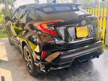 https://riyasewana.com/uploads/toyota-chr--50471322052.jpg