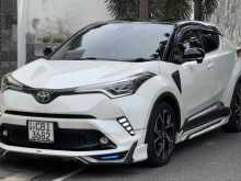 Toyota CHR 1 2L NGX10 2019 SUV