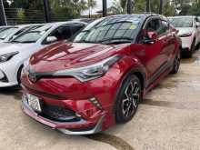Toyota CHR 10 2018 SUV
