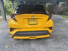 https://riyasewana.com/uploads/toyota-chr-10223052562.jpg