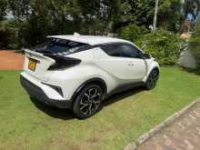 Toyota CHR 2017 SUV