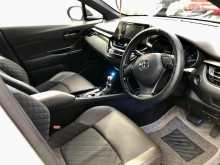 https://riyasewana.com/uploads/toyota-chr-1181617286.jpg