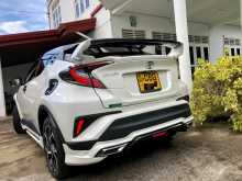 https://riyasewana.com/uploads/toyota-chr-12160219484.jpg