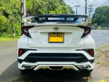 https://riyasewana.com/uploads/toyota-chr-1317524324721.jpg