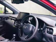 https://riyasewana.com/uploads/toyota-chr-1523465922712.jpg
