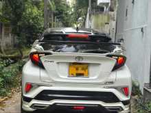 https://riyasewana.com/uploads/toyota-chr-1590634383.jpg