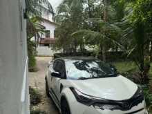 https://riyasewana.com/uploads/toyota-chr-1590634762.jpg