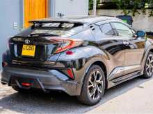 https://riyasewana.com/uploads/toyota-chr-1615442822182.jpg