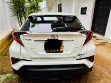 https://riyasewana.com/uploads/toyota-chr-19234117232.jpg