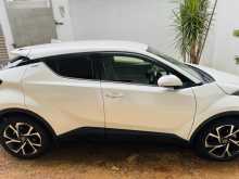 https://riyasewana.com/uploads/toyota-chr-19234117783.jpg