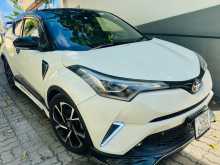 Toyota CHR 2013 SUV