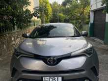 Toyota CHR 2018 SUV