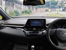 https://riyasewana.com/uploads/toyota-chr-2014461710404.jpg