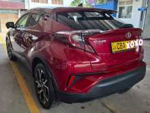 https://riyasewana.com/uploads/toyota-chr-2017-136464512313.jpg